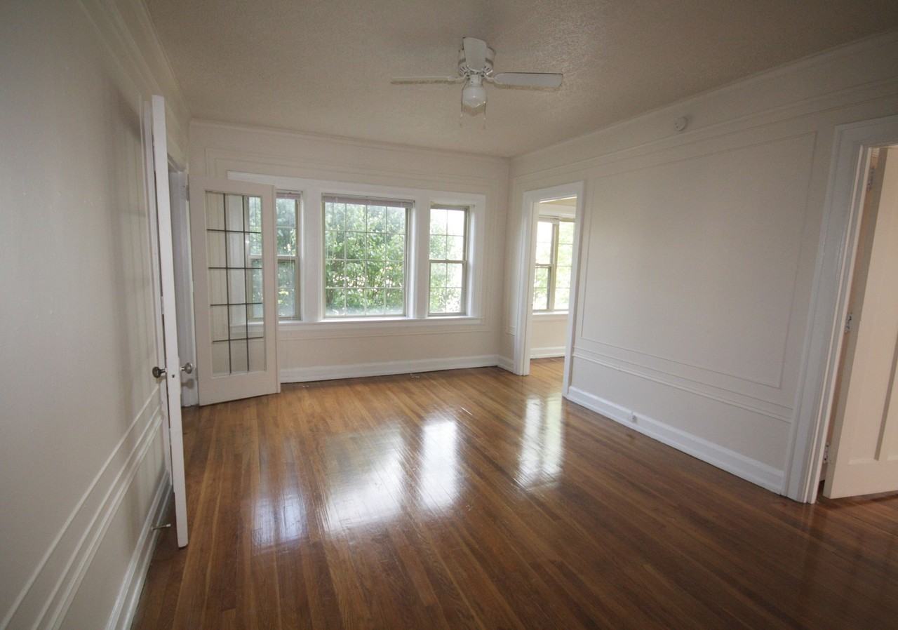 1 & 2 Bedroom Apartments in Downtown Indianapolis - Photo 5 of 50