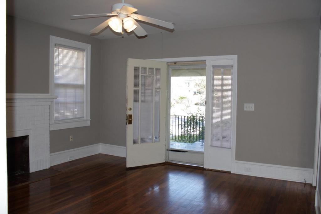 935 Ashley Ave - Photo 4 of 24