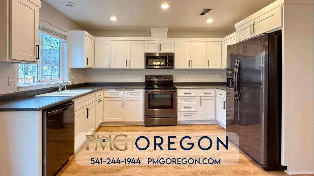 608 Se Liberty Dr - Photo 6 of 20