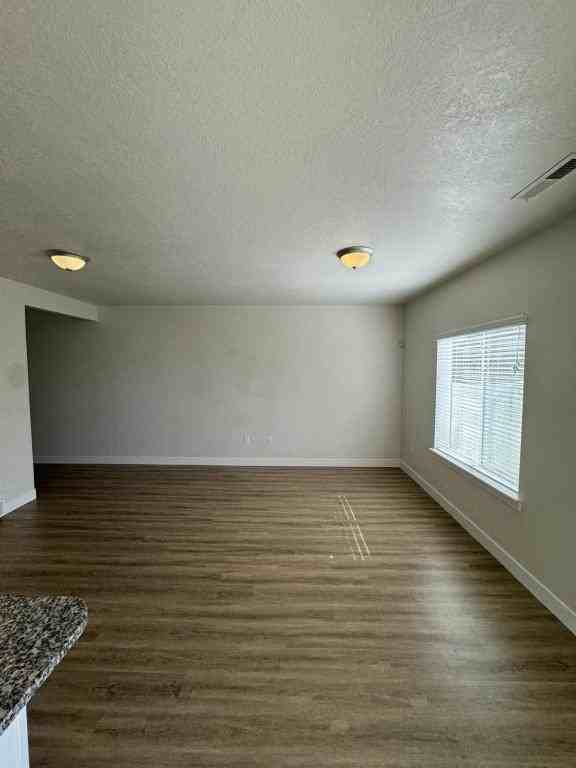 990 W 600 S - Photo 6 of 17