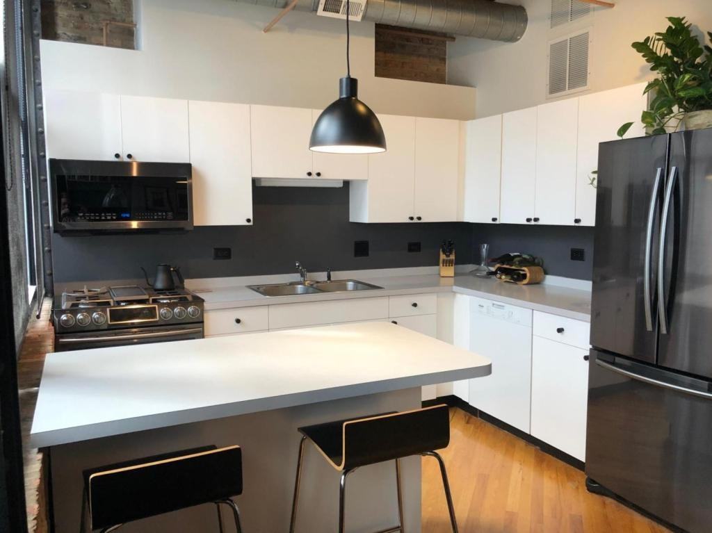 226 N Clinton St ##626 - Photo 3 of 8