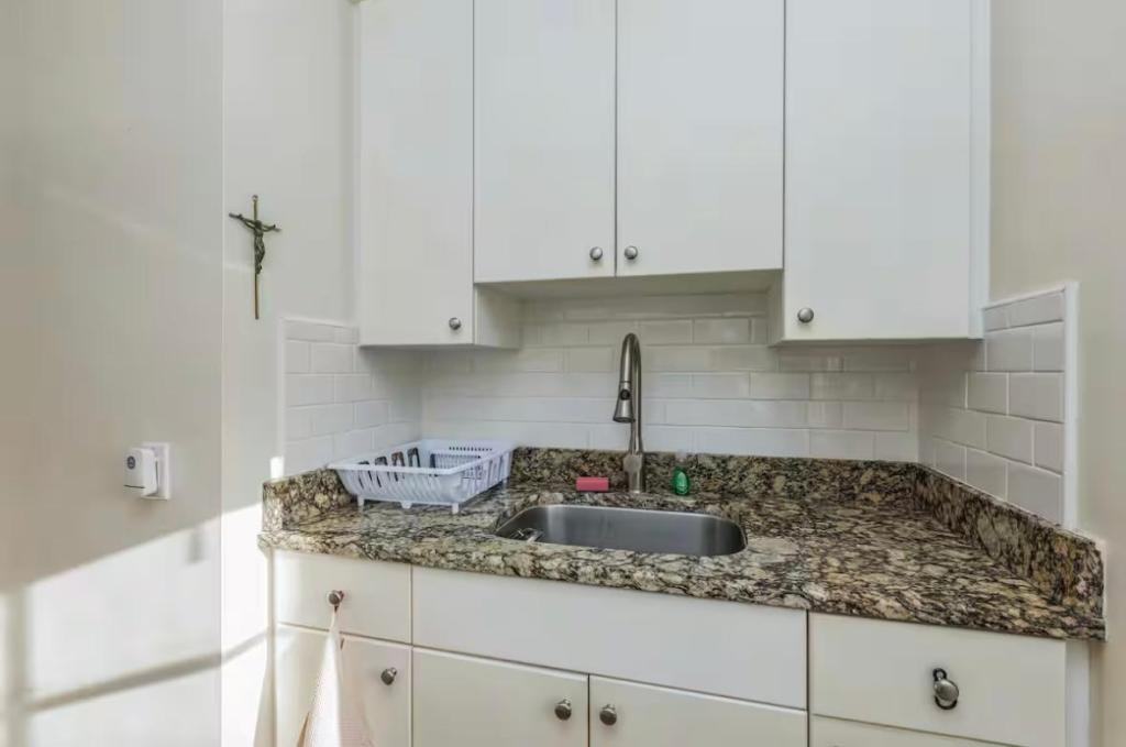 460 15th Ave N - Photo 3 of 14