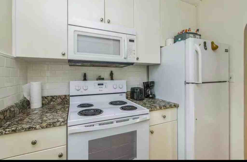 460 15th Ave N - Photo 6 of 14