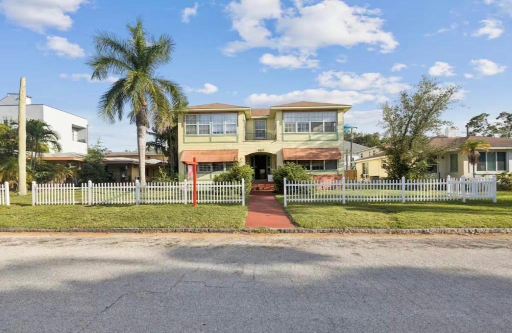 460 15th Ave N - Photo 7 of 14