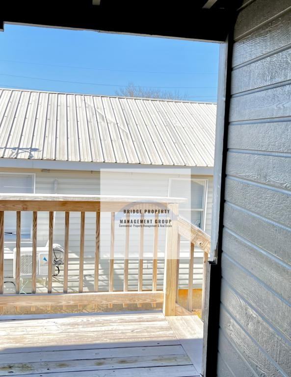 1280 Blythe Ave Se - Photo 5 of 7