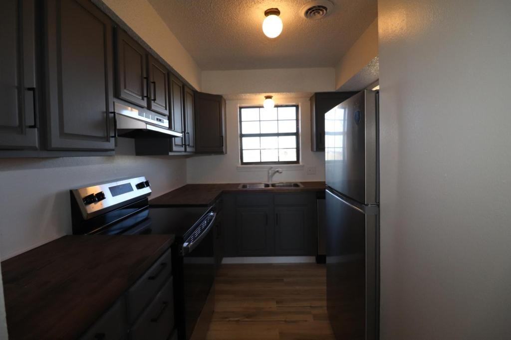 118 Fairway Ave - Photo 3 of 19