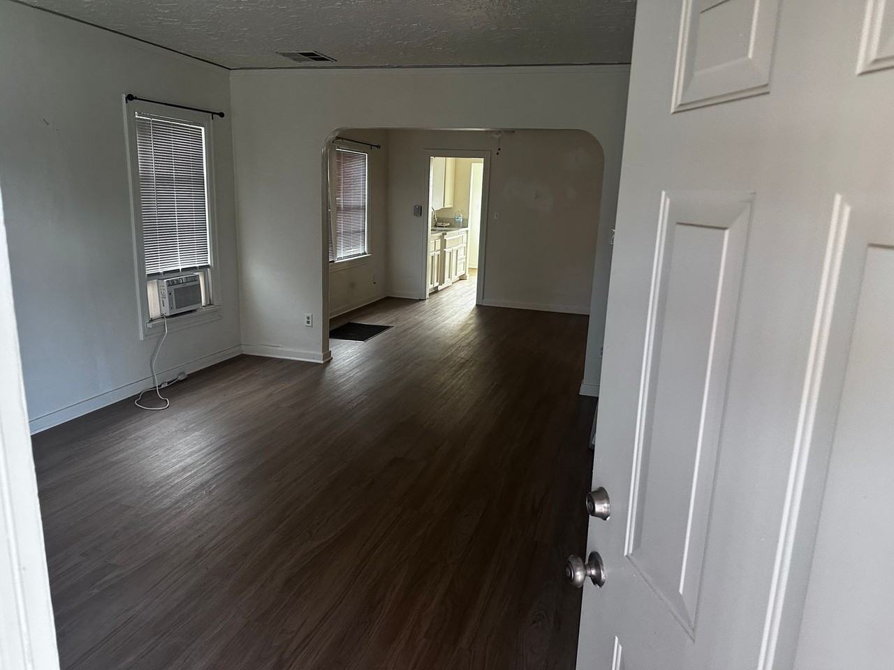 119 119 & 121 Flower - Photo 2 of 10