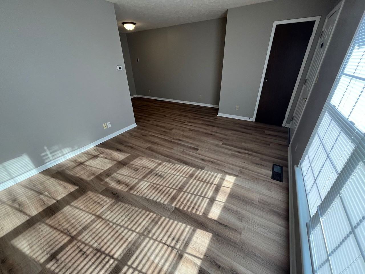 Meadow Heights Apartments - Photo 7 of 19