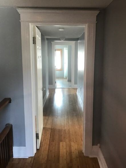 121 Washington St #1 - Photo 5 of 40