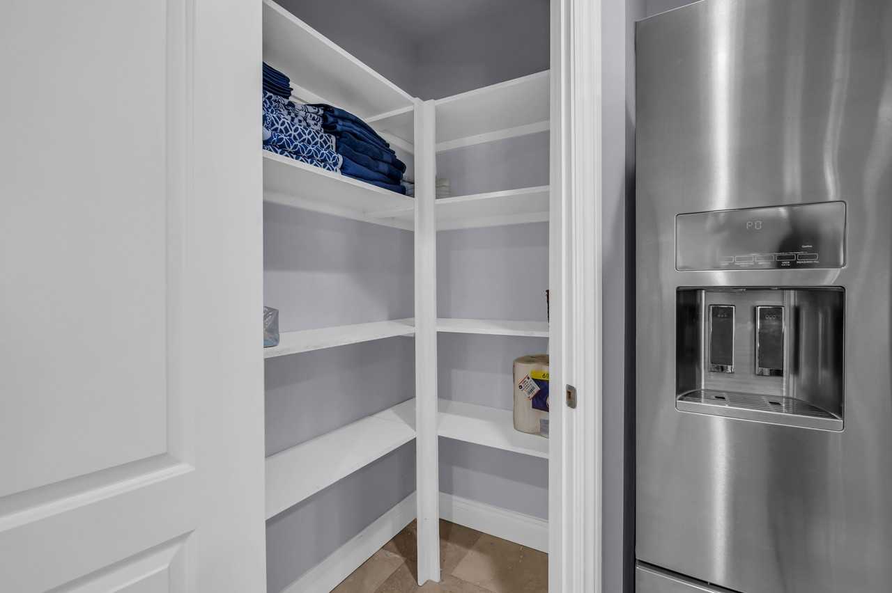 121 Washington St #1 - Photo 7 of 40