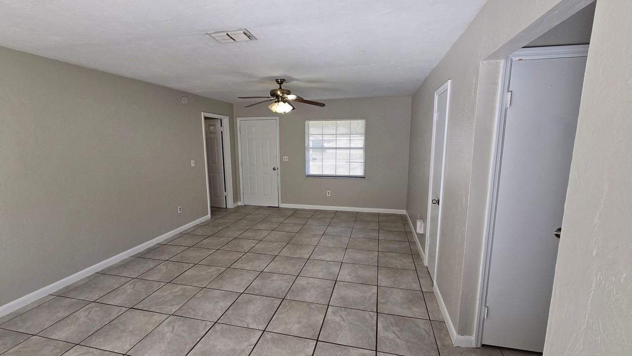 3482 Se 137th St - Photo 3 of 32