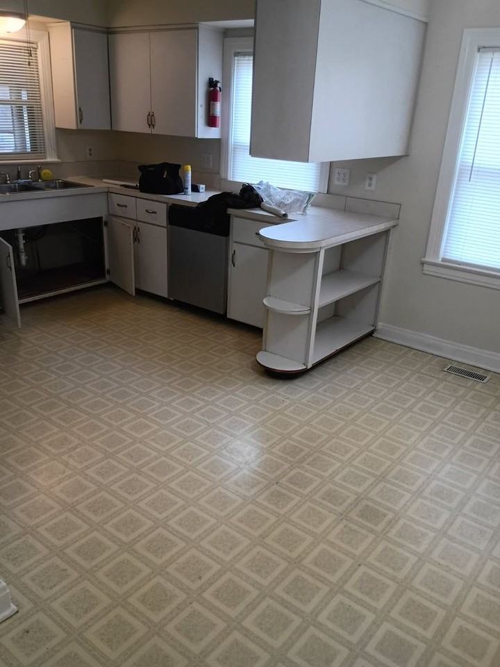 1304 Blue Vale Way - Photo 7 of 11