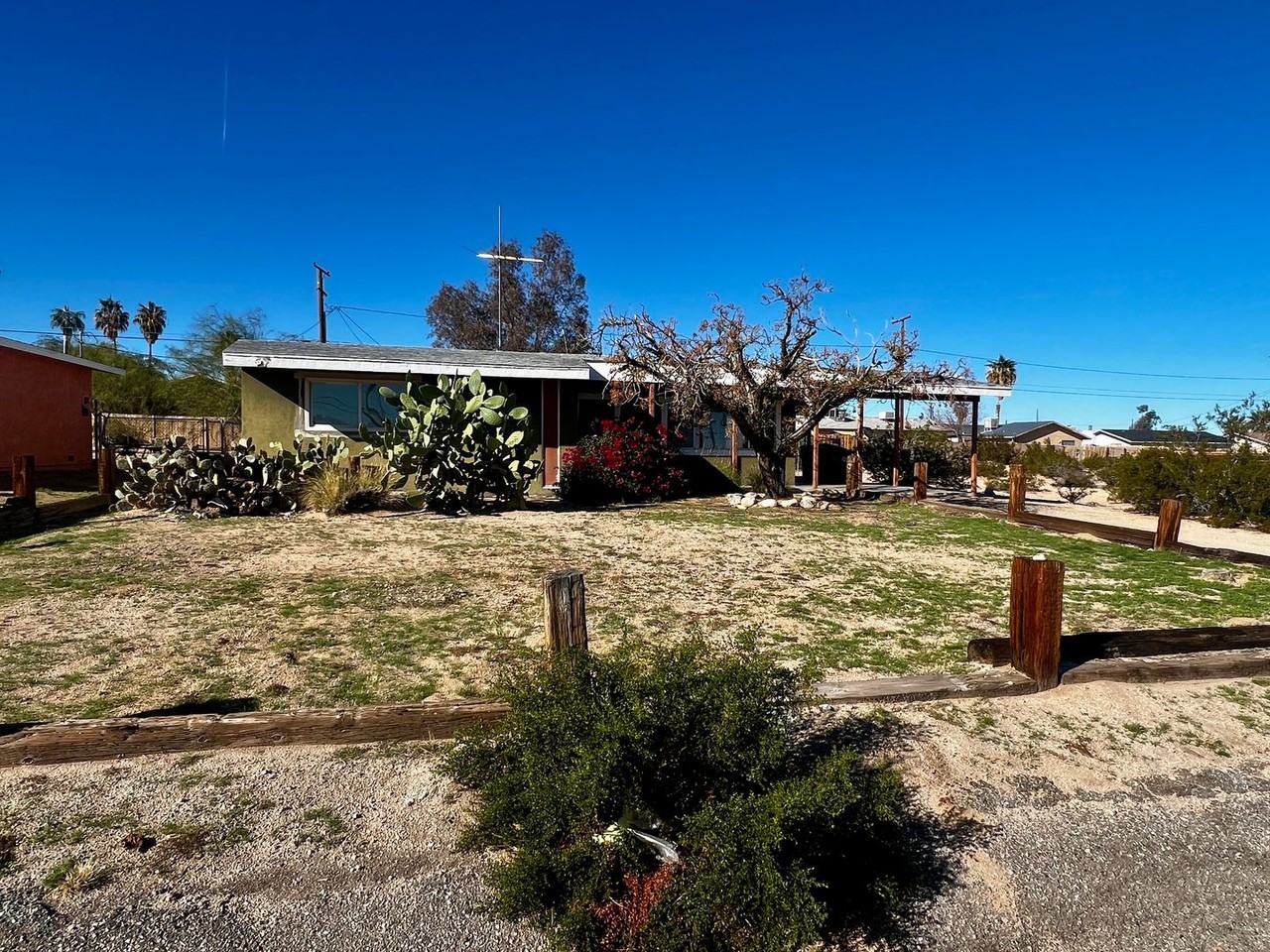 5416 Abronia Ave - Photo 3 of 18