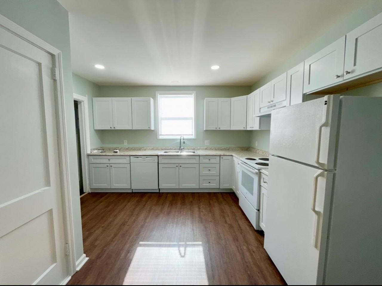 335 Nevada St - Photo 5 of 19