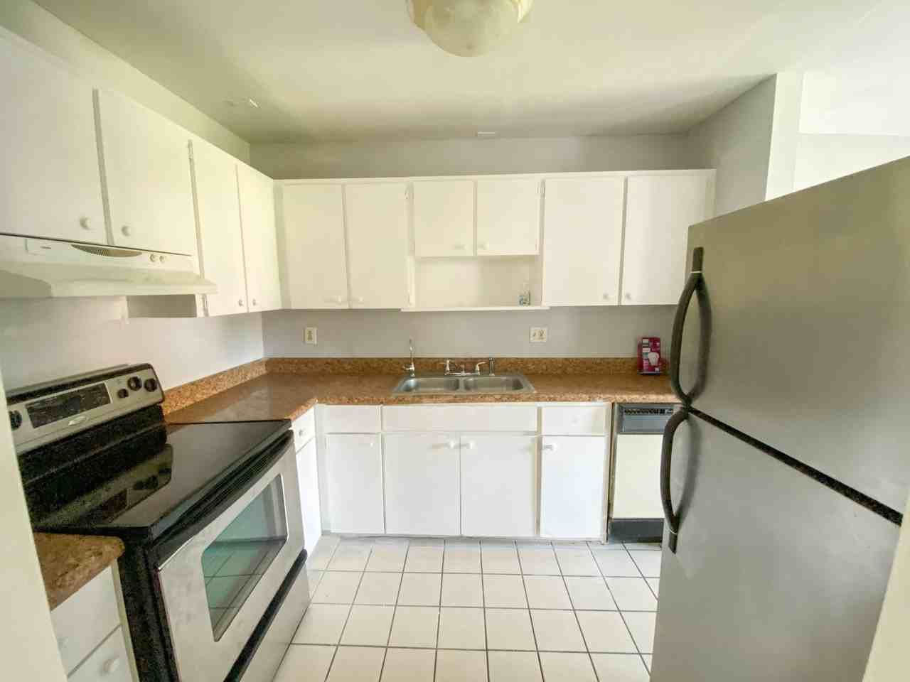 5155 Picadilly Circus Ct #4 - Photo 6 of 28