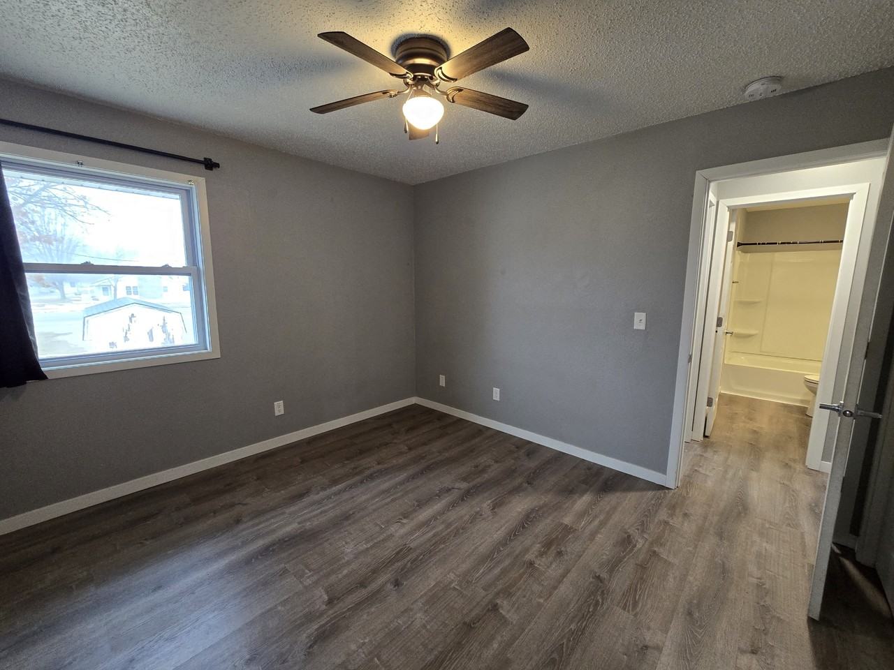 105 Ludland Dr #3 - Photo 7 of 19