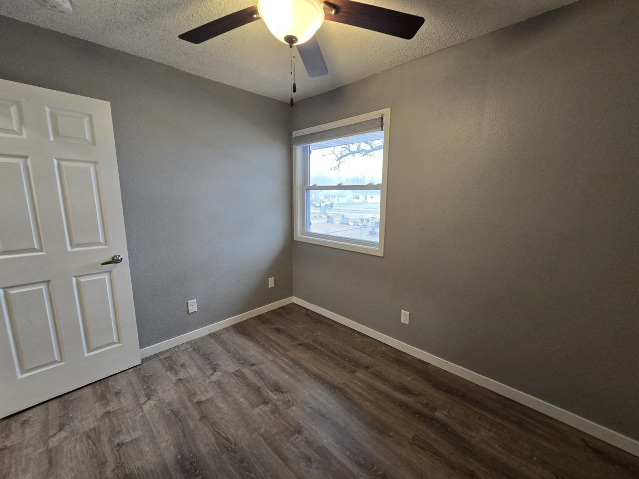 105 Ludland Dr #3 - Photo 2 of 19