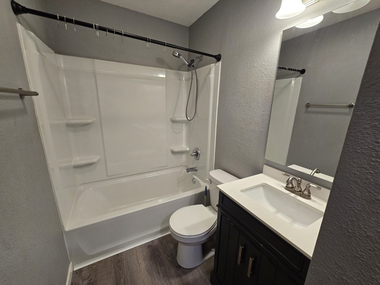 105 Ludland Dr #3 - Photo 4 of 19