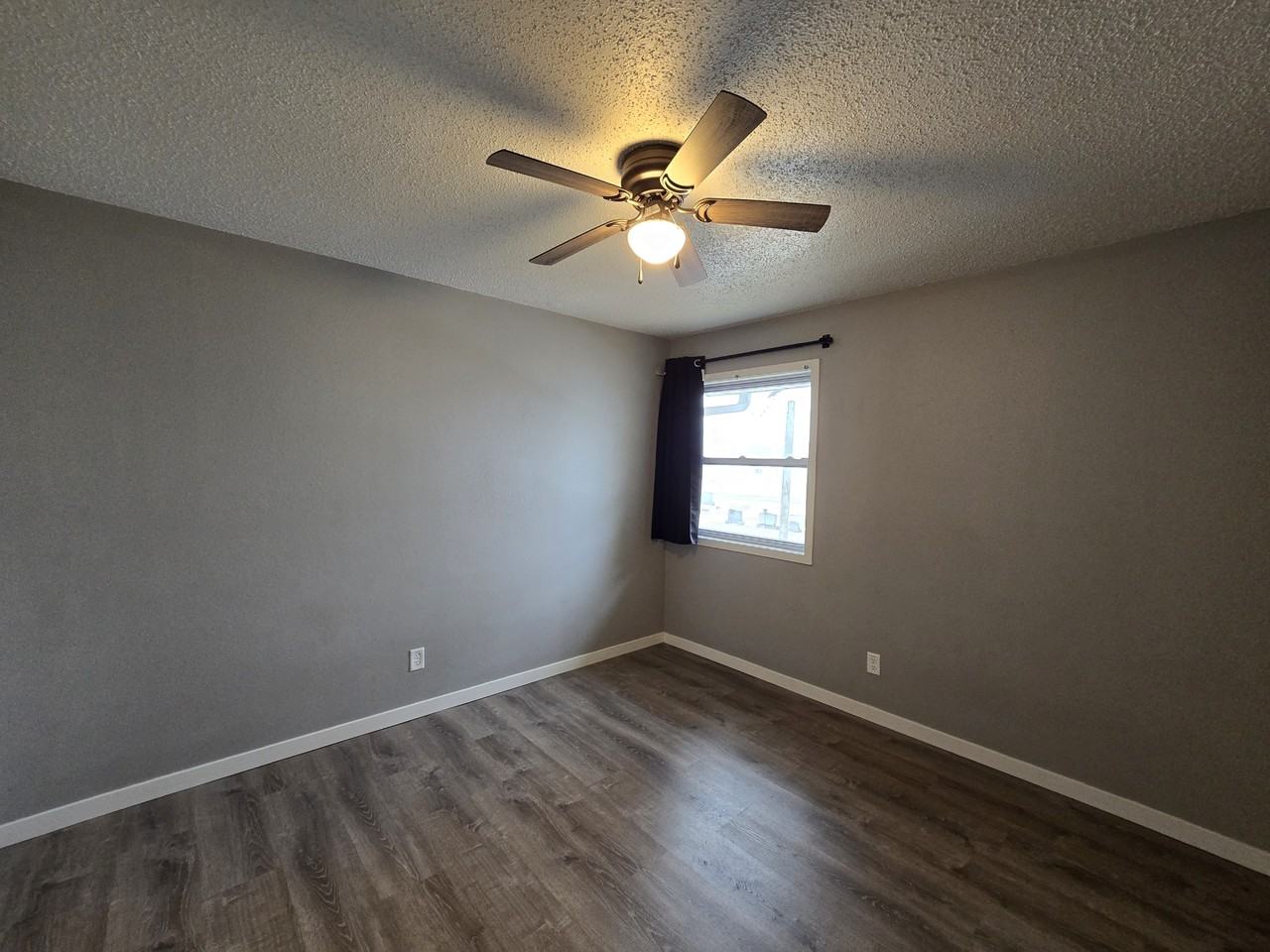 105 Ludland Dr #3 - Photo 3 of 19