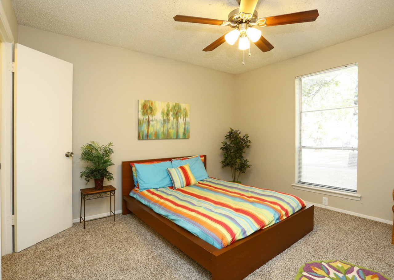 Retreat at 2818 - Photo 3 of 22