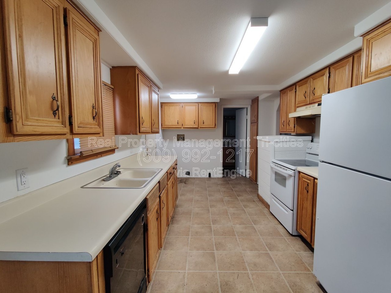 729 S Fir St - Photo 5 of 12