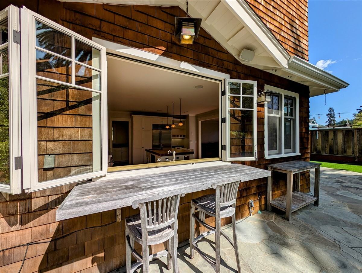 115 Sunnyside Ave - Photo 7 of 41