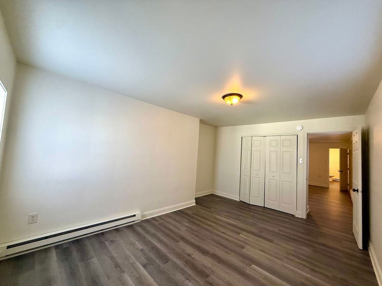 853 Manor St #2 - Photo 5 of 10