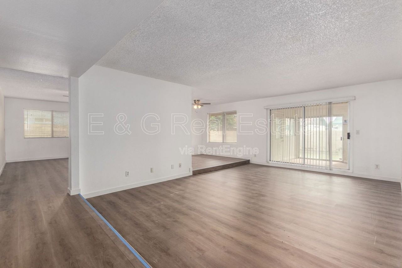 5055 W Vogel Ave - Photo 7 of 32