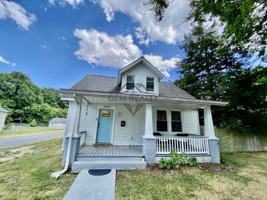 featured image of 3100 Stockton St