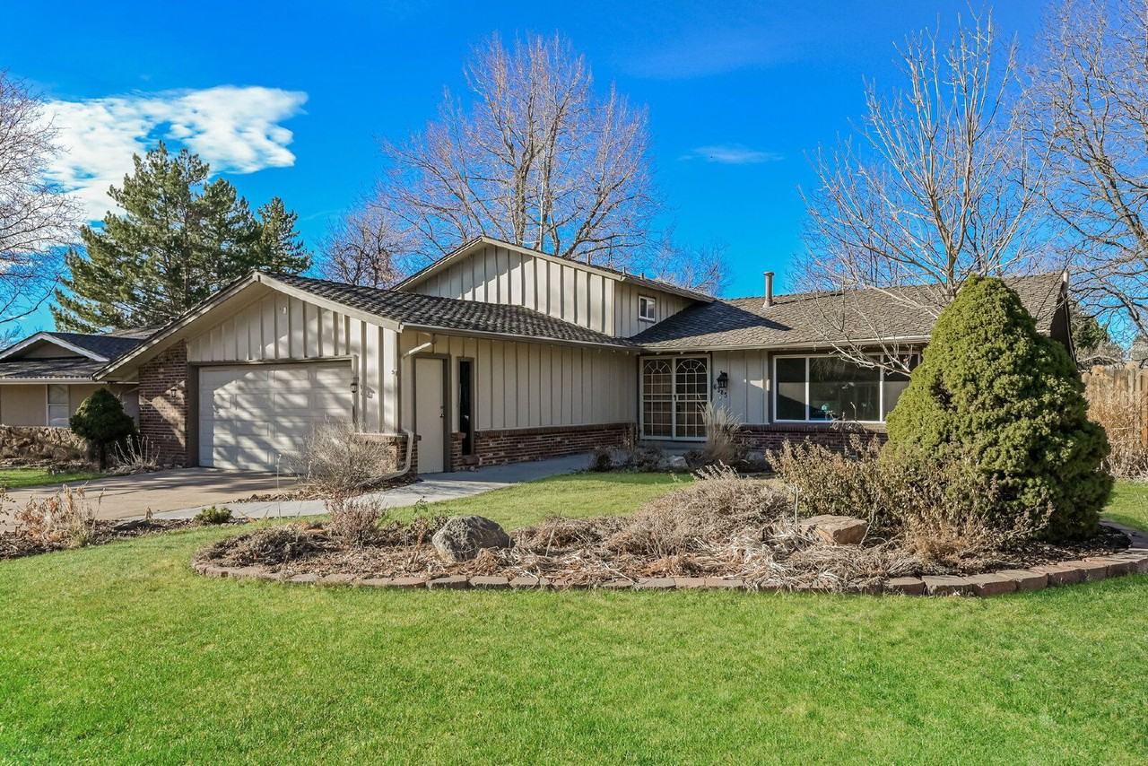 6385 S Pontiac Ct - Photo 2 of 18