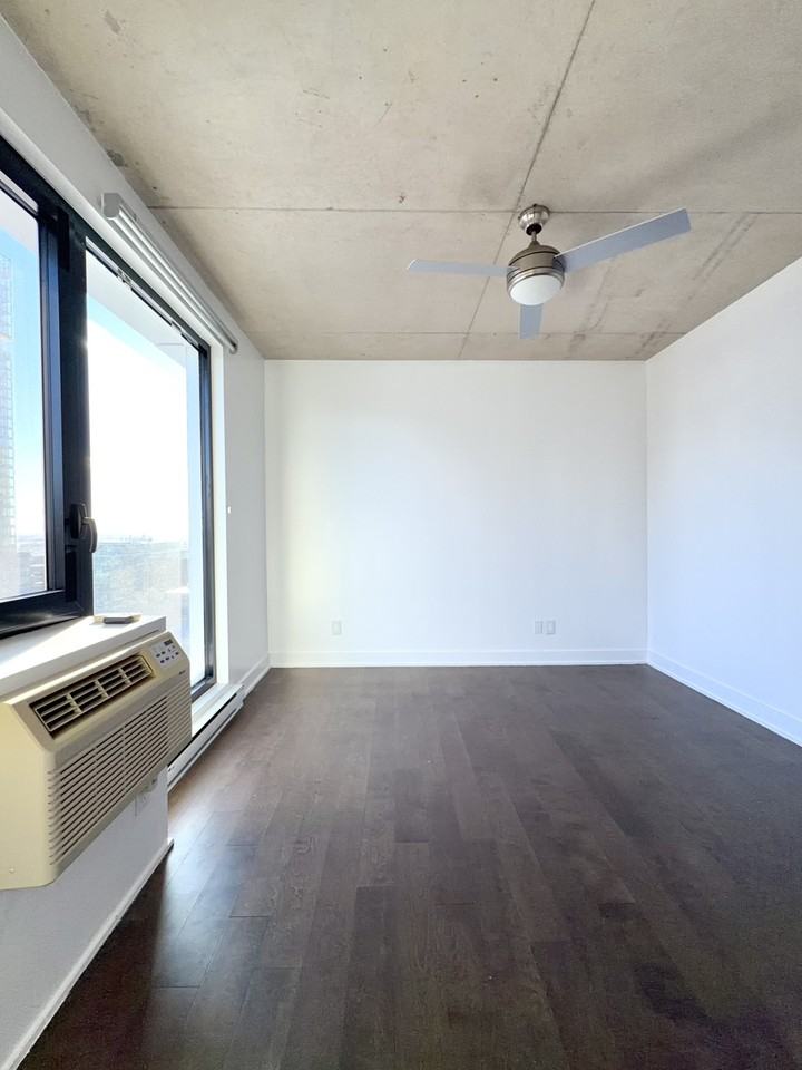 1414 Rue André C Hamel - Photo 5 of 18