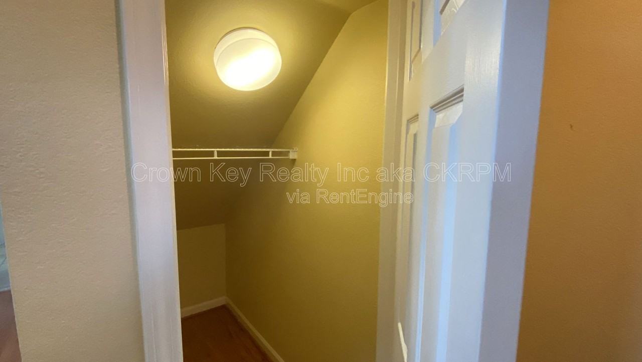 1367 Gwerder Ct - Photo 7 of 50