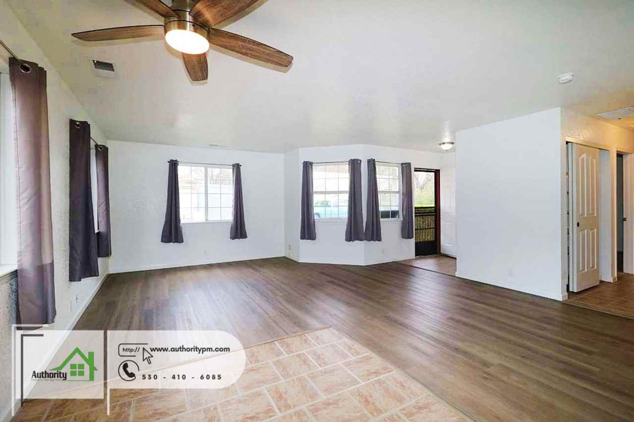 2875 Reservoir Ln #A - Photo 7 of 17