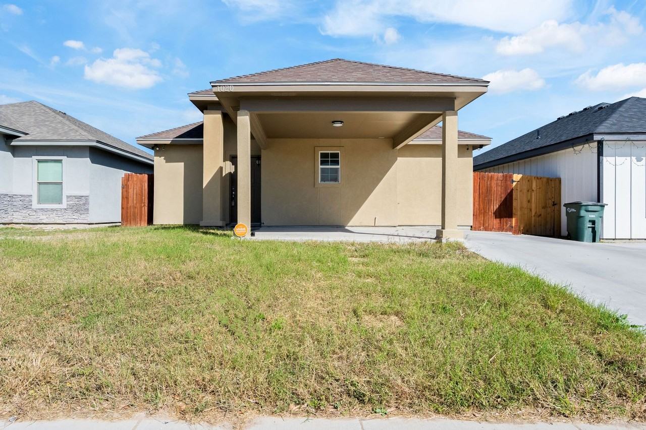 1020 Tesoro Pass - Photo 3 of 21