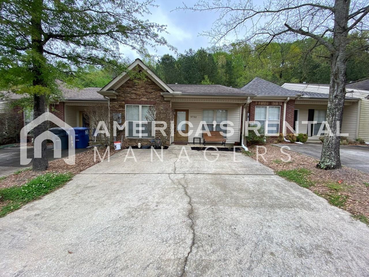 5732 Colony Ln - Photo 2 of 34