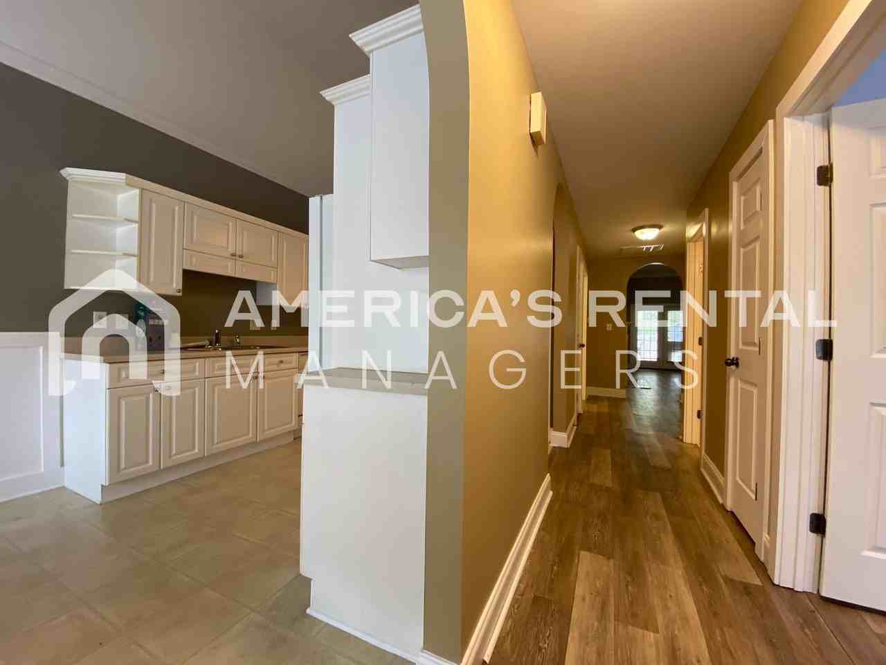 5732 Colony Ln - Photo 3 of 34