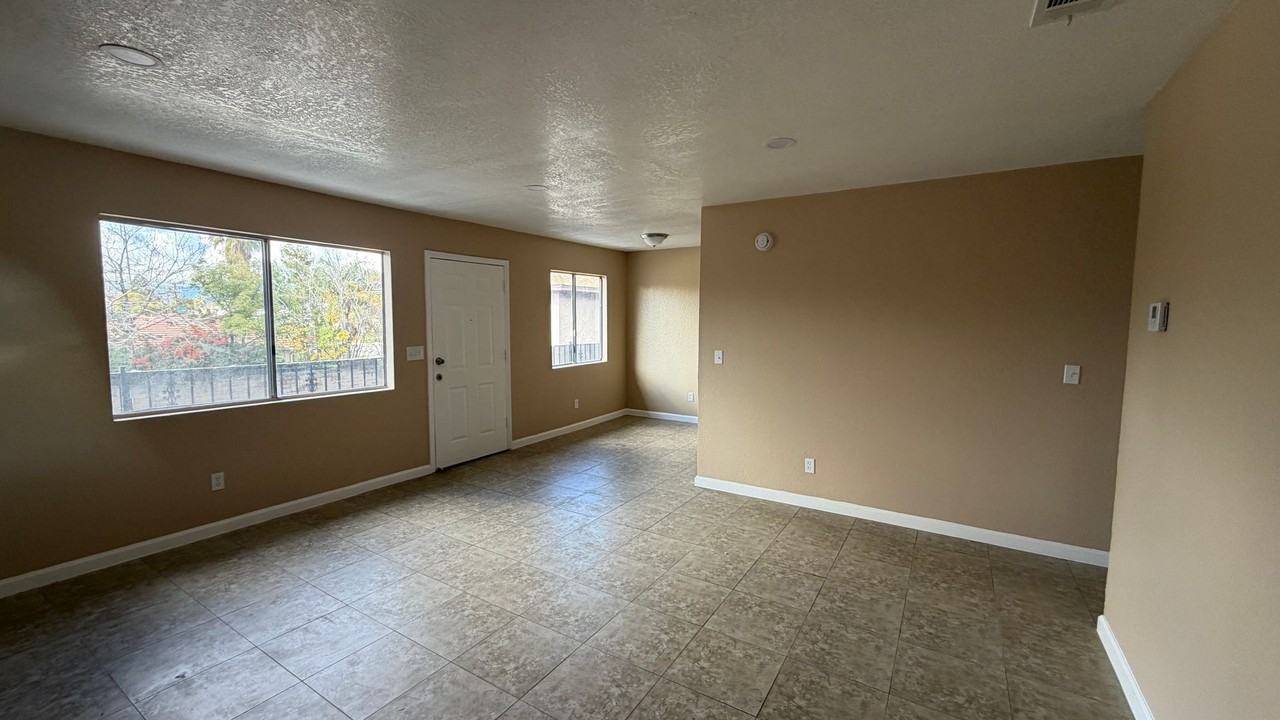 1447 Pumalo St #6 - Photo 3 of 15