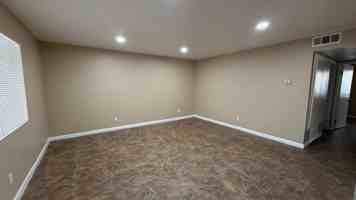 featured image of 1447 Pumalo St #7