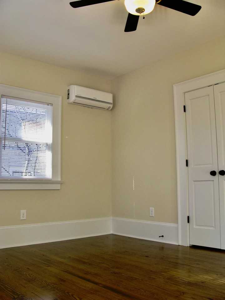 785 Boulevard #3 - Photo 5 of 14