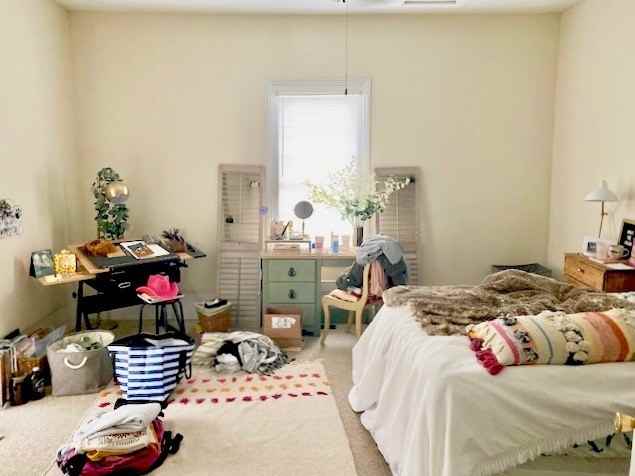 160 Lyndon Ave - Photo 2 of 18