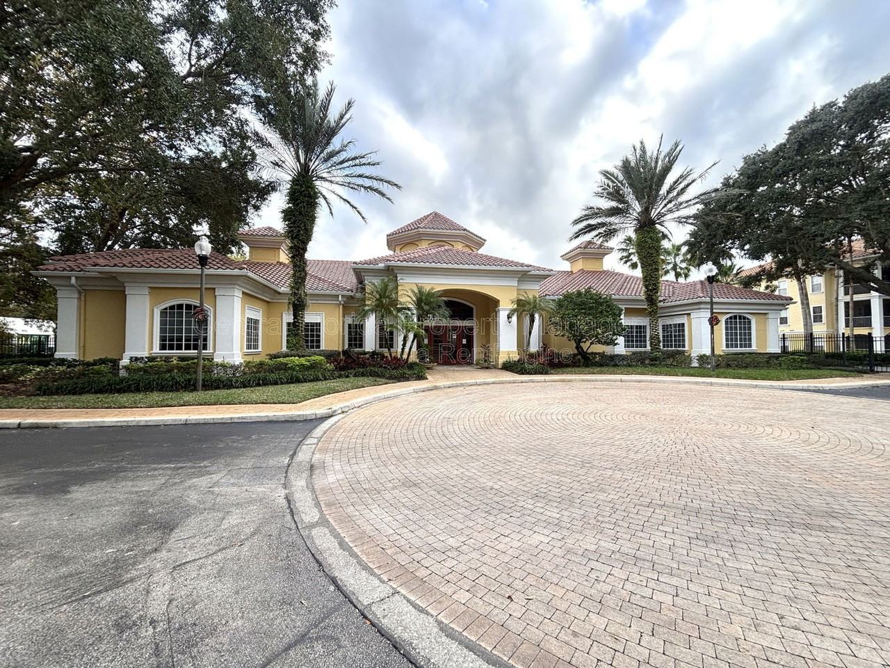 1711 Shadow View Cir #1 - Photo 3 of 24