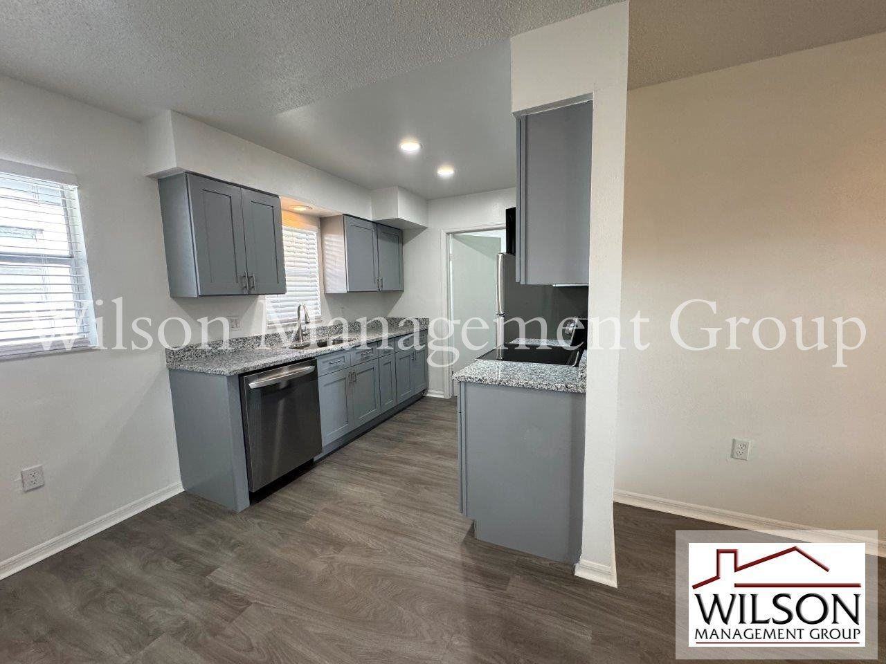 2210 Musselwhite Ave - Photo 6 of 25