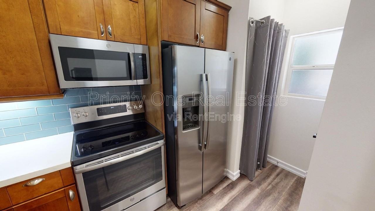 3825 1st Ave #117 - Photo 6 of 22