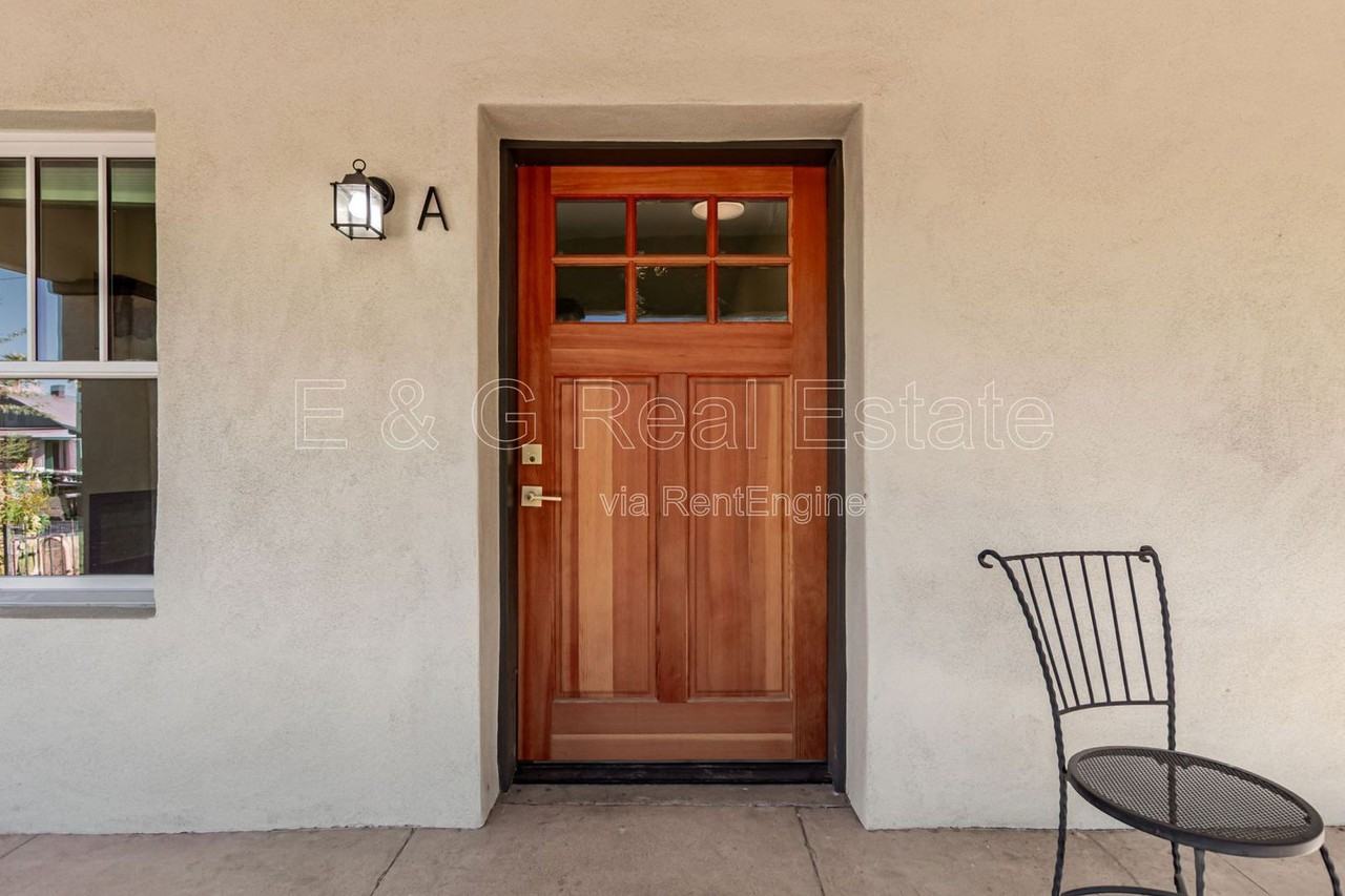 125 N 11th Ave #A - Photo 7 of 38