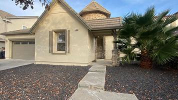 featured image of 724 Shelli St