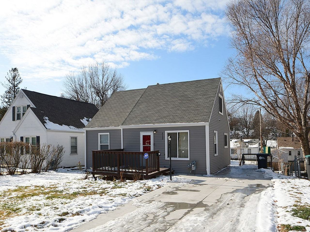 2130 S 47th St - Photo 3 of 33