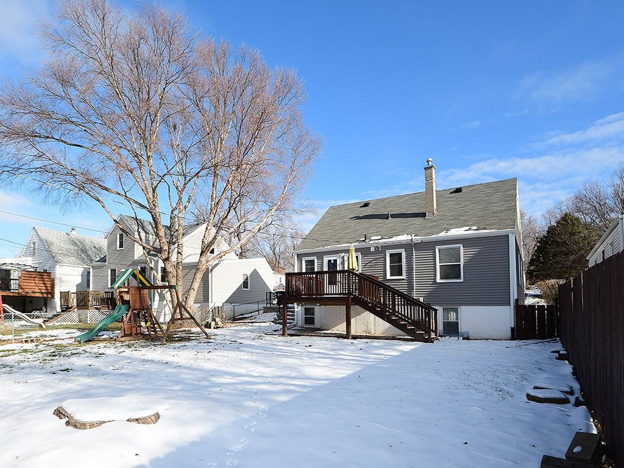 2130 S 47th St - Photo 6 of 33