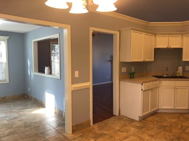 905 Lowry Ct #8787725 - Photo 7 of 50