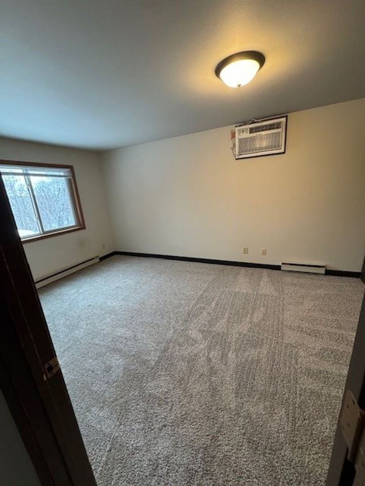 Park Ridge Apartments - Photo 5 of 11