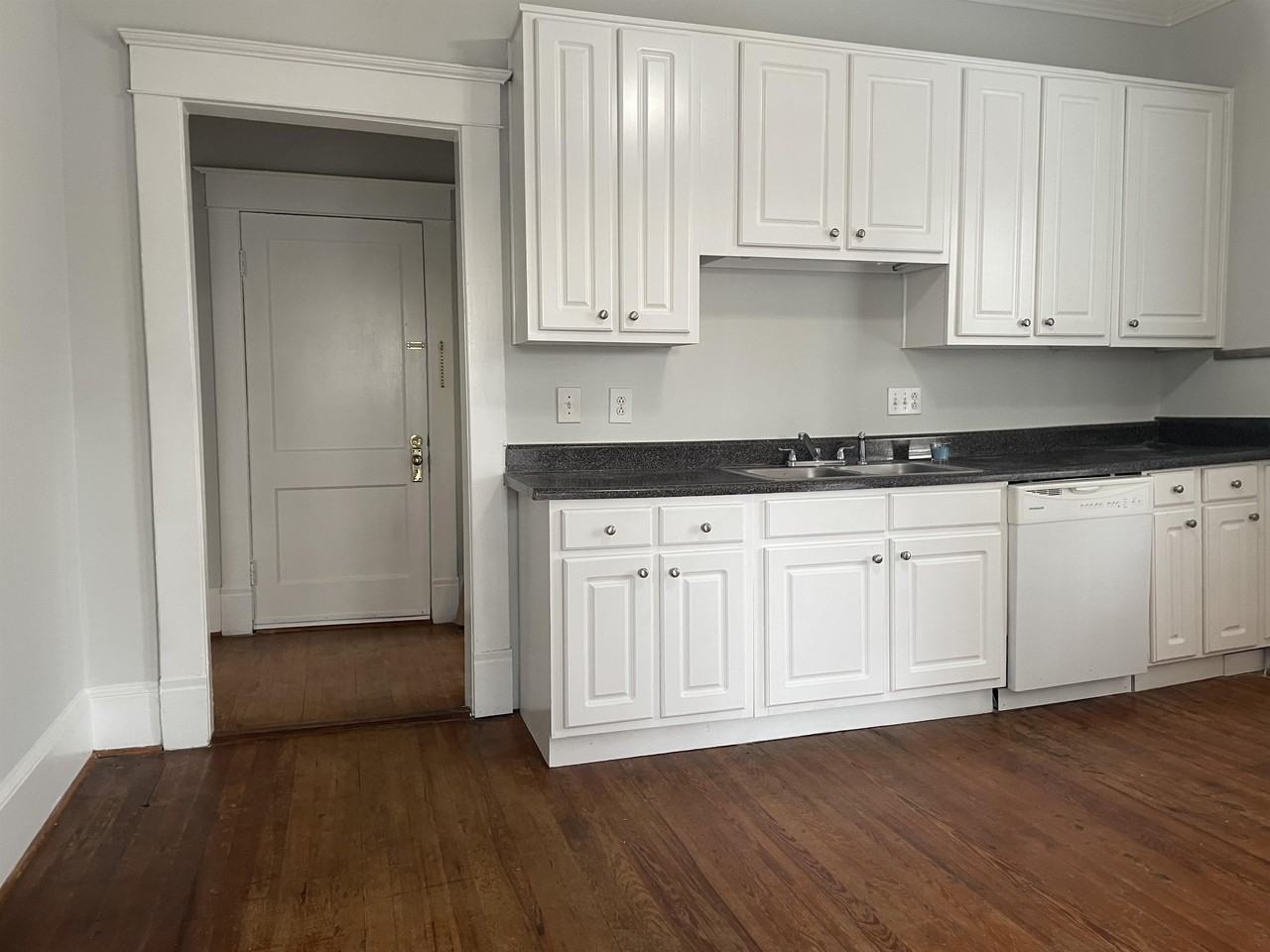 891 Virginia Ave #3C - Photo 4 of 6